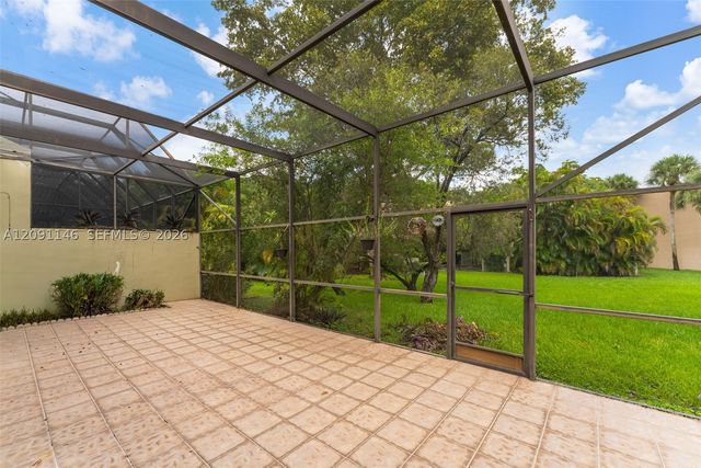 3807 Alcantara Ave A-77, Doral, FL 33178