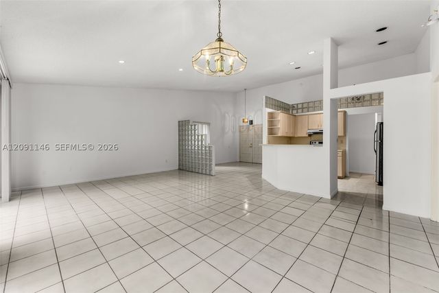 3807 Alcantara Ave A-77, Doral, FL 33178