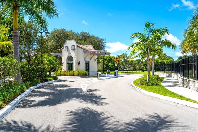 3807 Alcantara Ave A-77, Doral, FL 33178