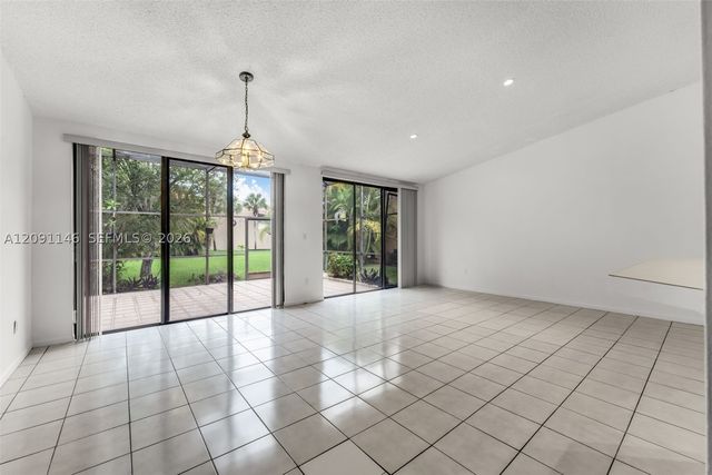 3807 Alcantara Ave A-77, Doral, FL 33178