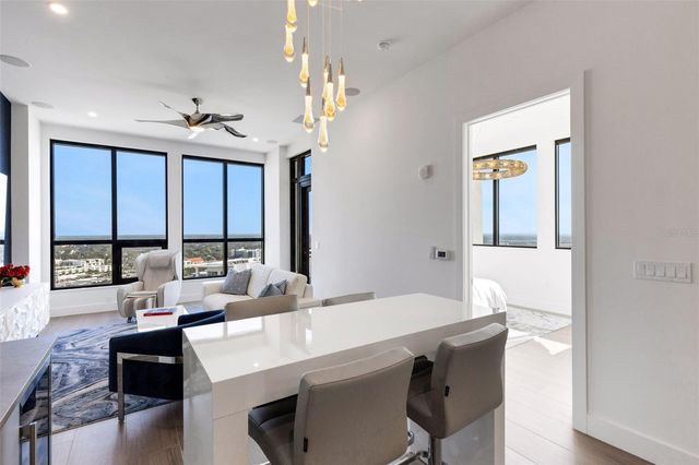 33 S PALM AVENUE 1503, Sarasota, FL 34236