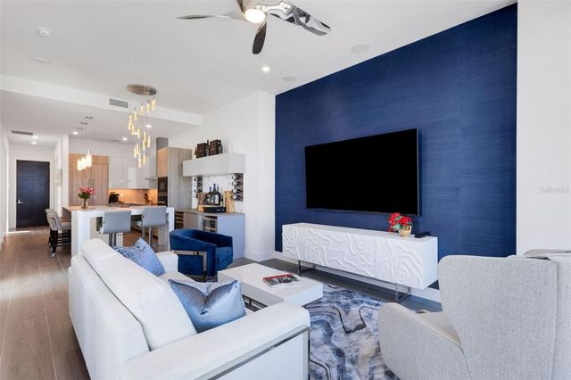 33 S PALM AVENUE 1503, Sarasota, FL 34236