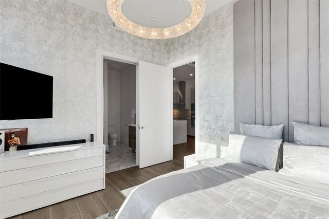 33 S PALM AVENUE 1503, Sarasota, FL 34236