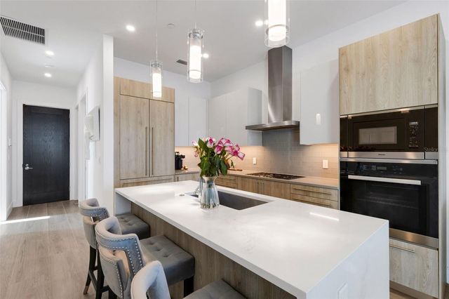 33 S PALM AVENUE 1503, Sarasota, FL 34236