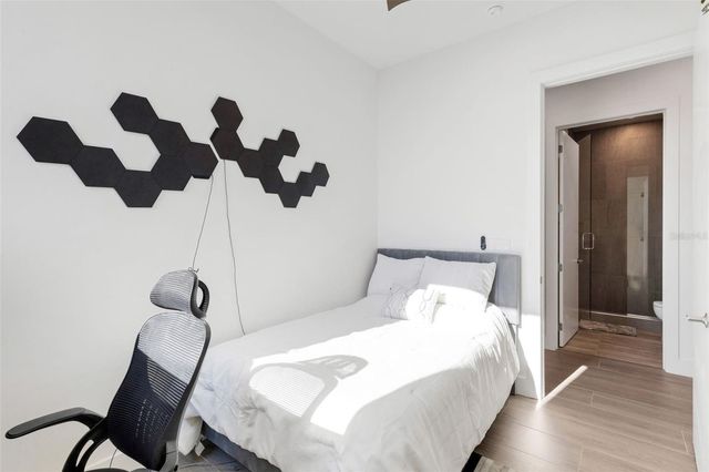 33 S PALM AVENUE 1503, Sarasota, FL 34236