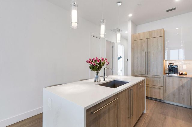 33 S PALM AVENUE 1503, Sarasota, FL 34236