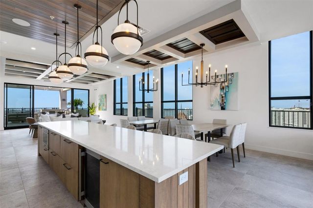 33 S PALM AVENUE 1503, Sarasota, FL 34236