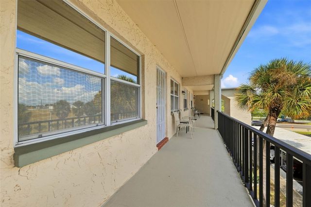 11620 PARK BOULEVARD 308, Seminole, FL 33772