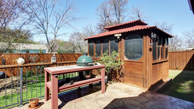 949 Wisperwood Drive, Rockwall, TX 75087