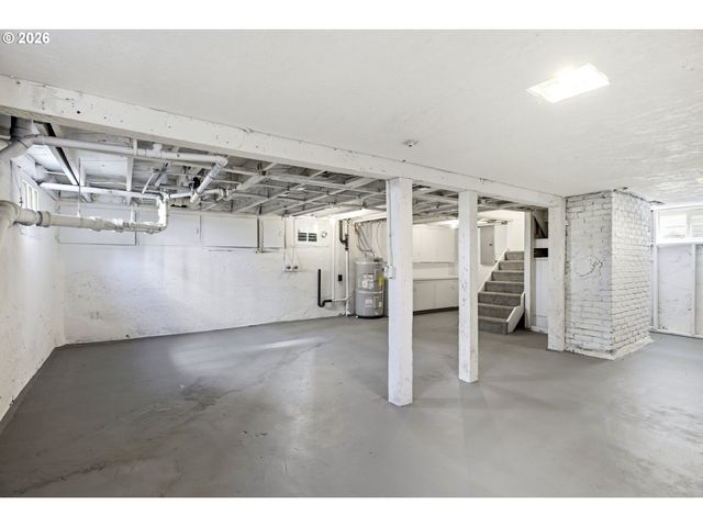 8339 Se BUSH St, Portland, OR 97266