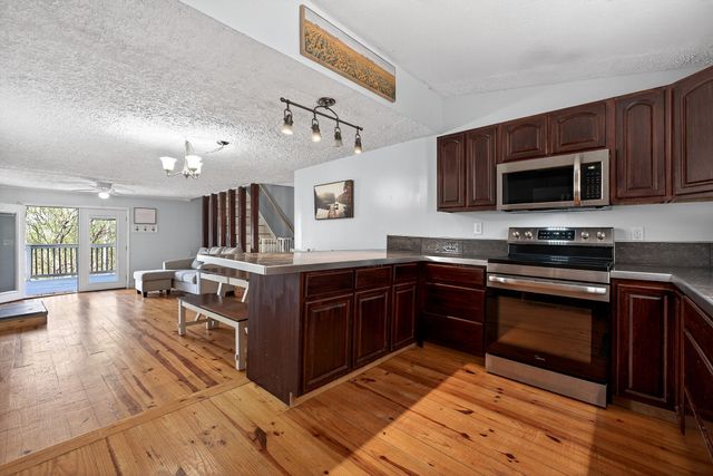 5177 Watson Rd, Cookeville, TN 38506