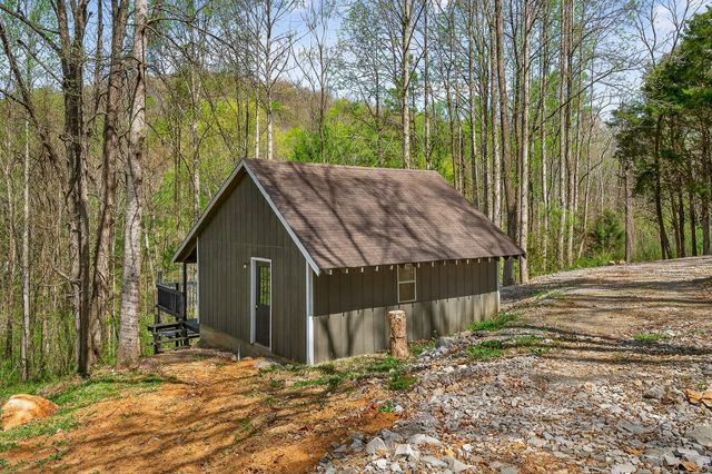 5177 Watson Rd, Cookeville, TN 38506