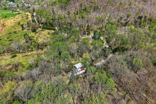5177 Watson Rd, Cookeville, TN 38506