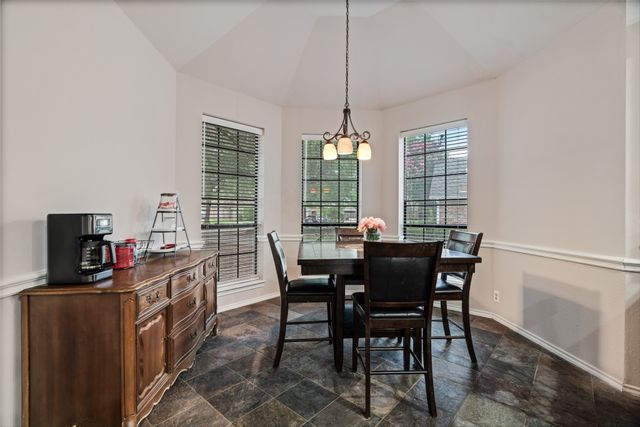 2830 Willow Bend, Paris, TX 75462
