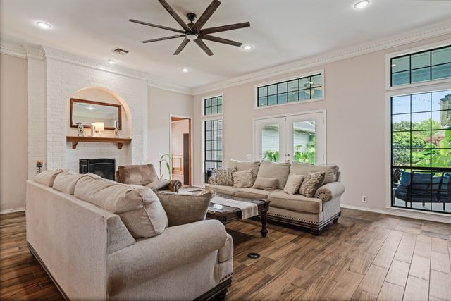 2830 Willow Bend, Paris, TX 75462