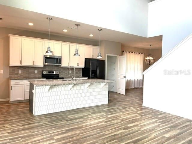 3875 S FERN CREEK AVENUE, Orlando, FL 32806
