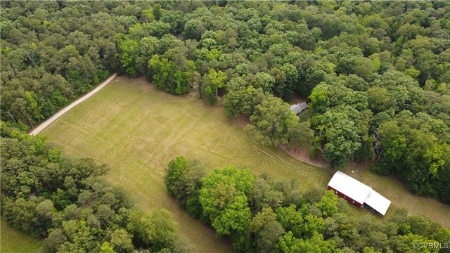 2458 Happy Hill Ln, Mechanicsville, VA 23111