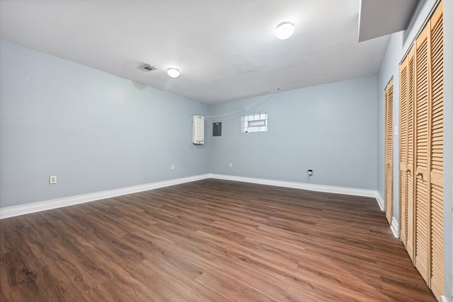 4528 S Saint Lawrence Avenue, Chicago, IL 60653