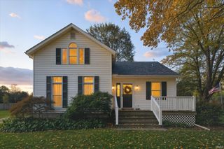 64350 Oak Road, South Bend, IN 46614