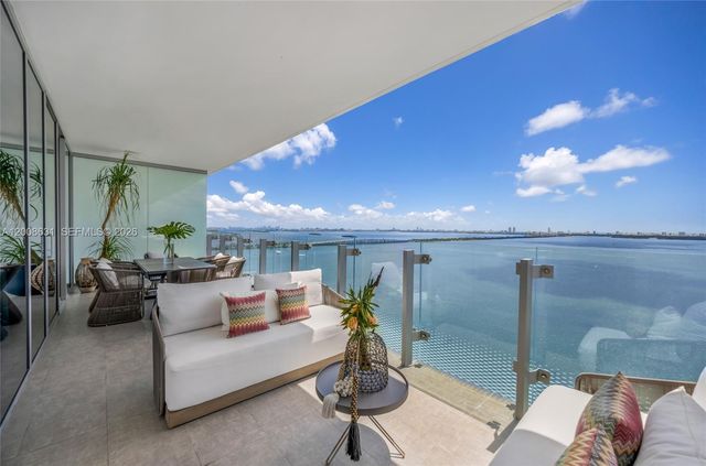 700 NE 26th Ter 2202, Miami, FL 33137