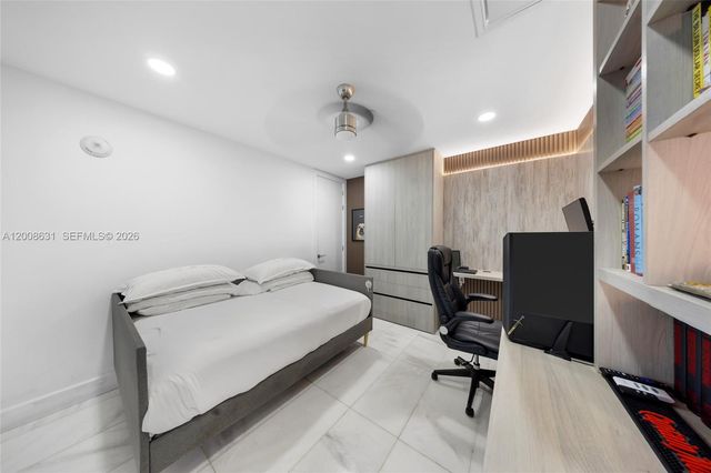 700 NE 26th Ter 2202, Miami, FL 33137