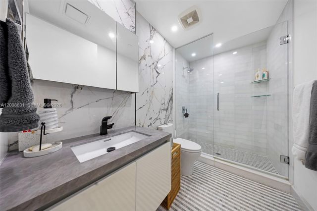 700 NE 26th Ter 2202, Miami, FL 33137