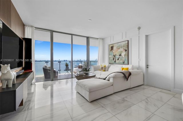 700 NE 26th Ter 2202, Miami, FL 33137