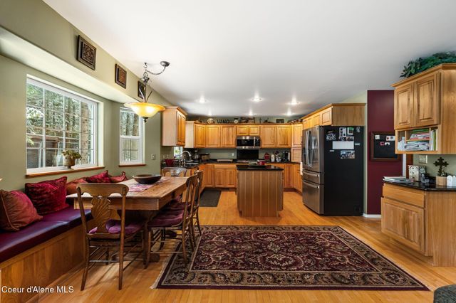 108 Indian Meadows Rd, Sandpoint, ID 83864