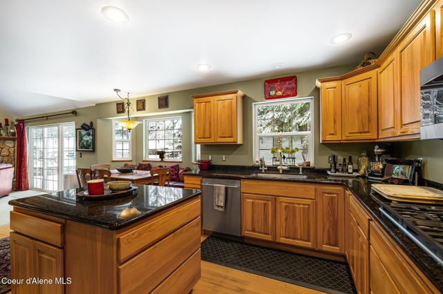 108 Indian Meadows Rd, Sandpoint, ID 83864