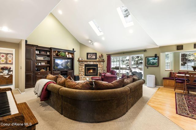 108 Indian Meadows Rd, Sandpoint, ID 83864