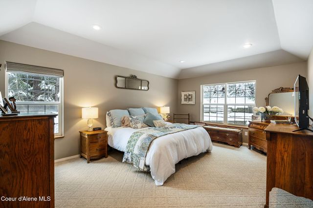 108 Indian Meadows Rd, Sandpoint, ID 83864