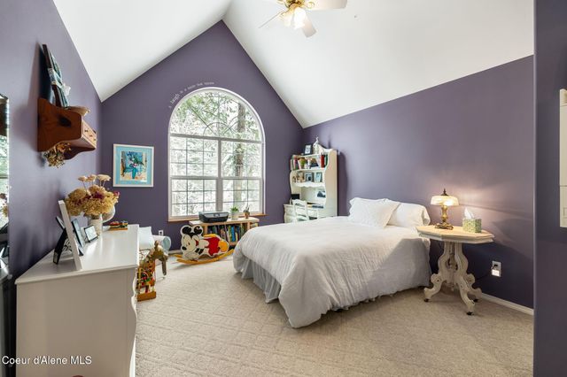 108 Indian Meadows Rd, Sandpoint, ID 83864