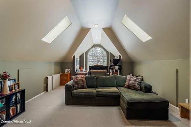 108 Indian Meadows Rd, Sandpoint, ID 83864