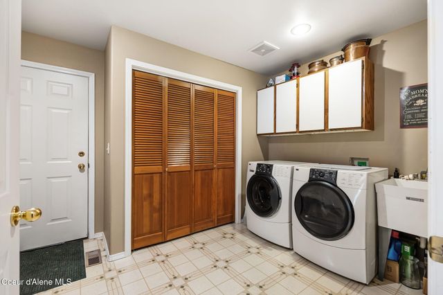 108 Indian Meadows Rd, Sandpoint, ID 83864