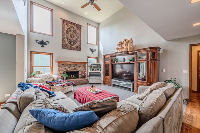 24701 Hanover Court, Plainfield, IL 60585