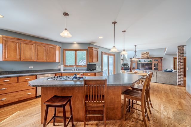 24701 Hanover Court, Plainfield, IL 60585