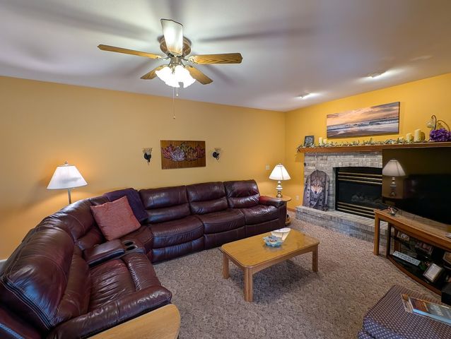 2094 TIMBER Lane, Harborcreek, PA 16421