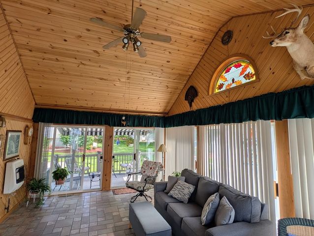 2094 TIMBER Lane, Harborcreek, PA 16421