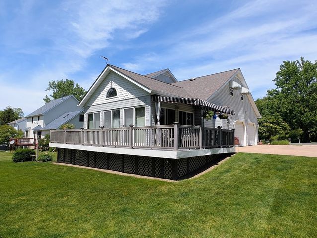 2094 TIMBER Lane, Harborcreek, PA 16421