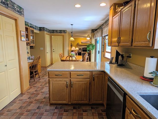 2094 TIMBER Lane, Harborcreek, PA 16421