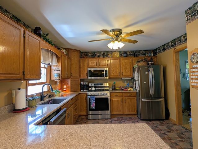 2094 TIMBER Lane, Harborcreek, PA 16421