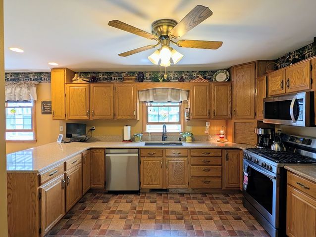 2094 TIMBER Lane, Harborcreek, PA 16421