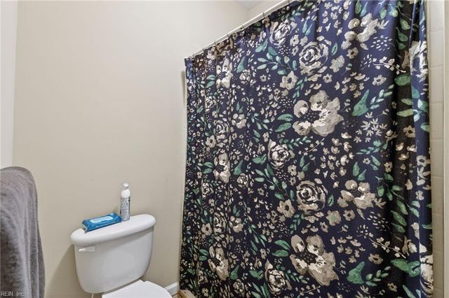 4024 Long Point BLVD, Portsmouth, VA 23703
