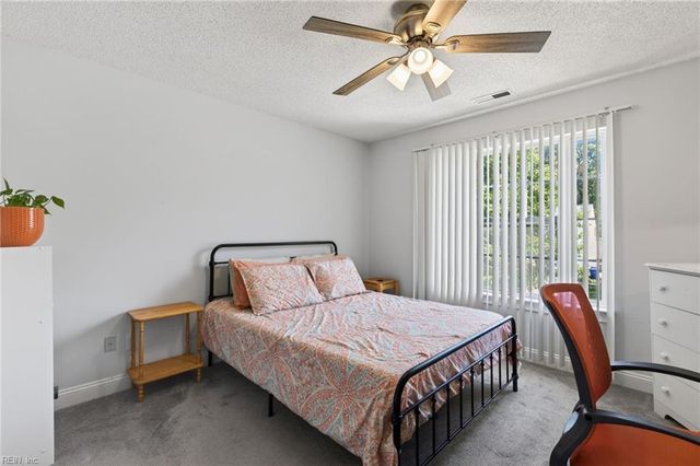 4024 Long Point BLVD, Portsmouth, VA 23703