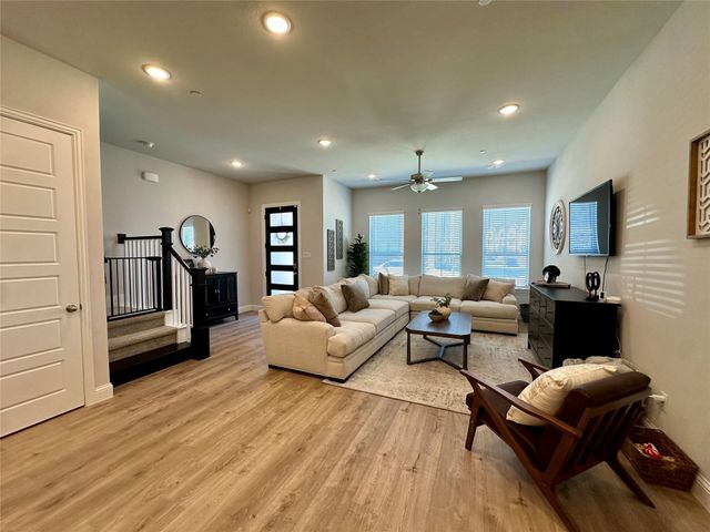 301 Colusa Drive, Lewisville, TX 75056