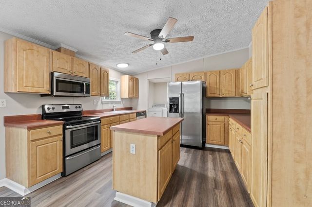 1611 Laney Road, Locust Grove, GA 30248