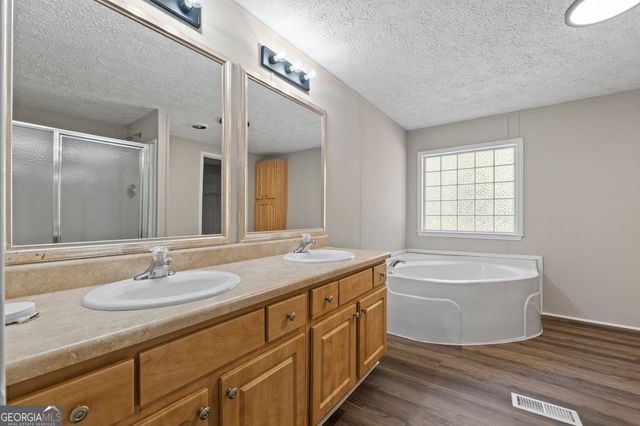 1611 Laney Road, Locust Grove, GA 30248