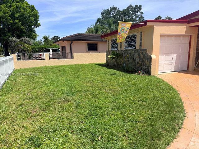 4870 SW 6th St, Miami, FL 33134