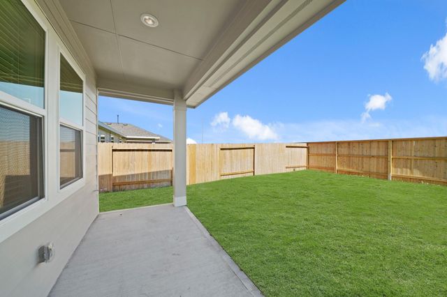 444 East Rose Marie Lane, Montgomery, TX 77356