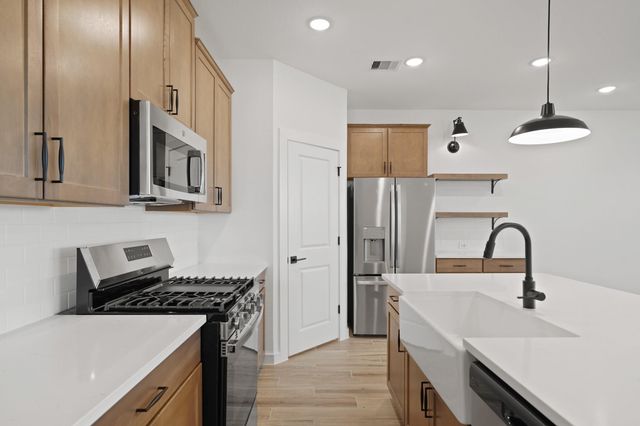 444 East Rose Marie Lane, Montgomery, TX 77356